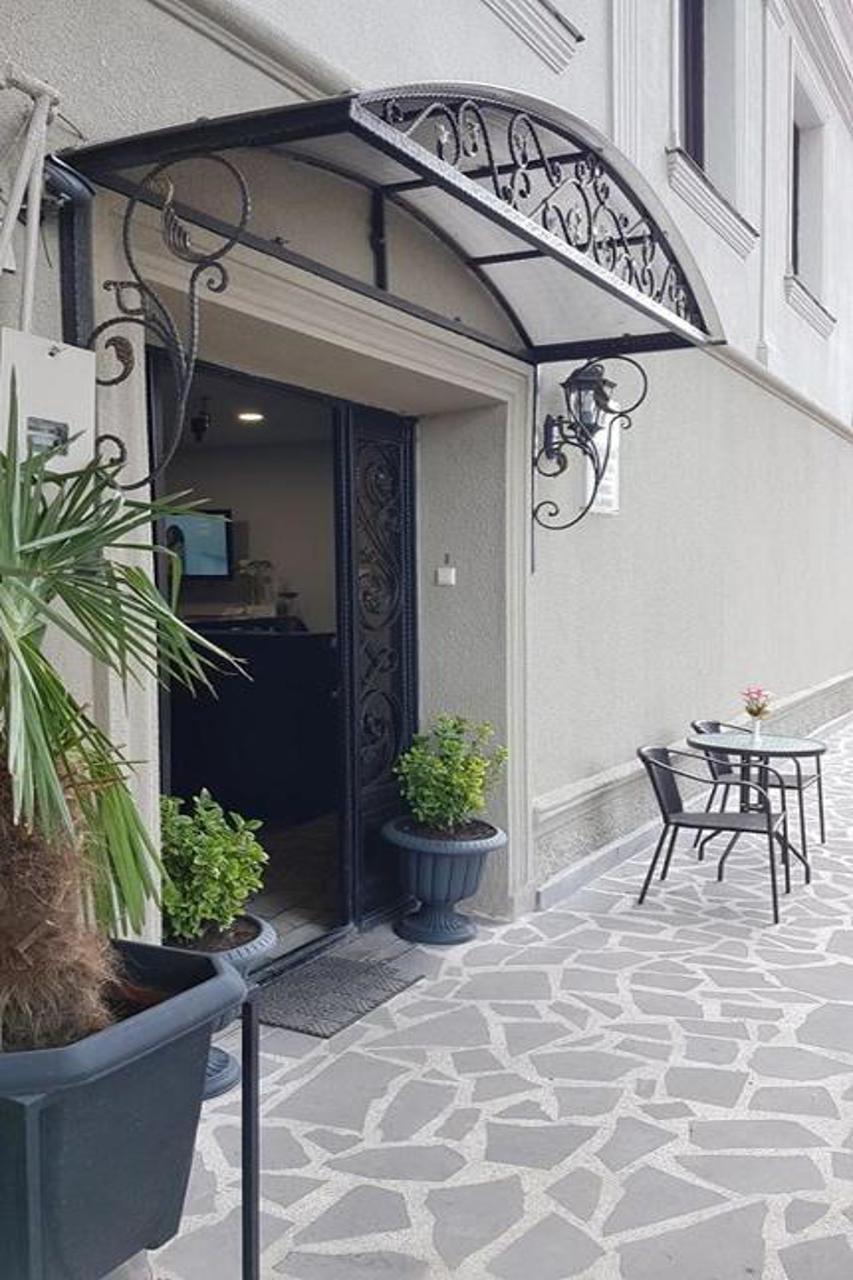 Classic Hotel تبليسي المظهر الخارجي الصورة